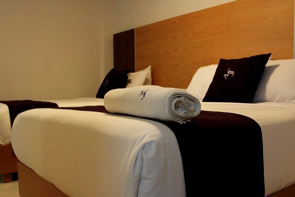 Junior kamer, 1 slaapkamer | Luxe beddengoed, donzen dekbedden, een kluis op de kamer