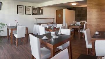 Aamiainen ja lounas, meksikolainen keittiö