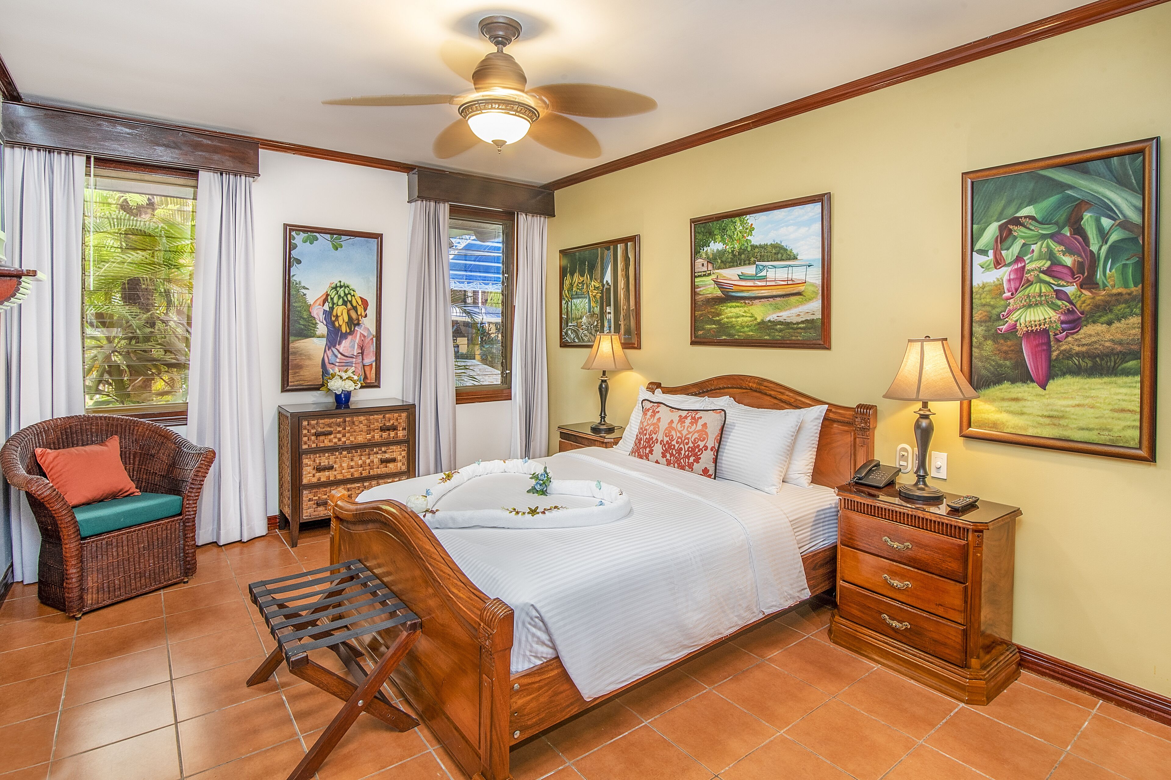 deluxe double room | 1 bedroom, premium bedding, in-room safe, desk