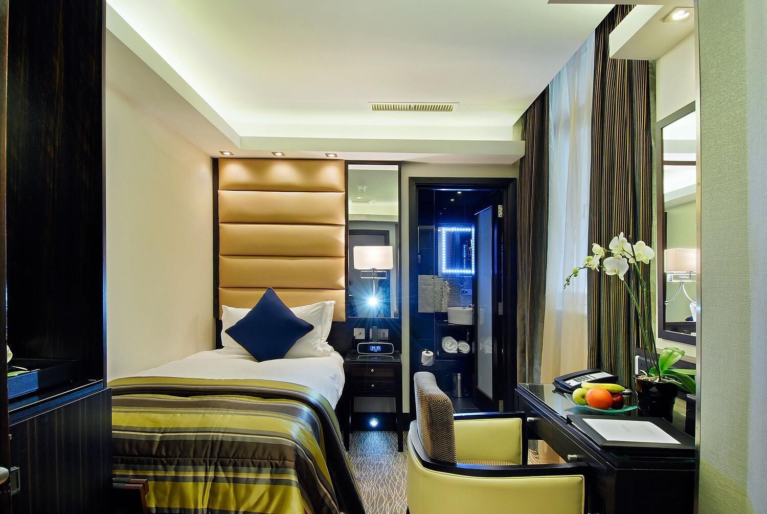 Minibar, in-room safe, desk, soundproofing