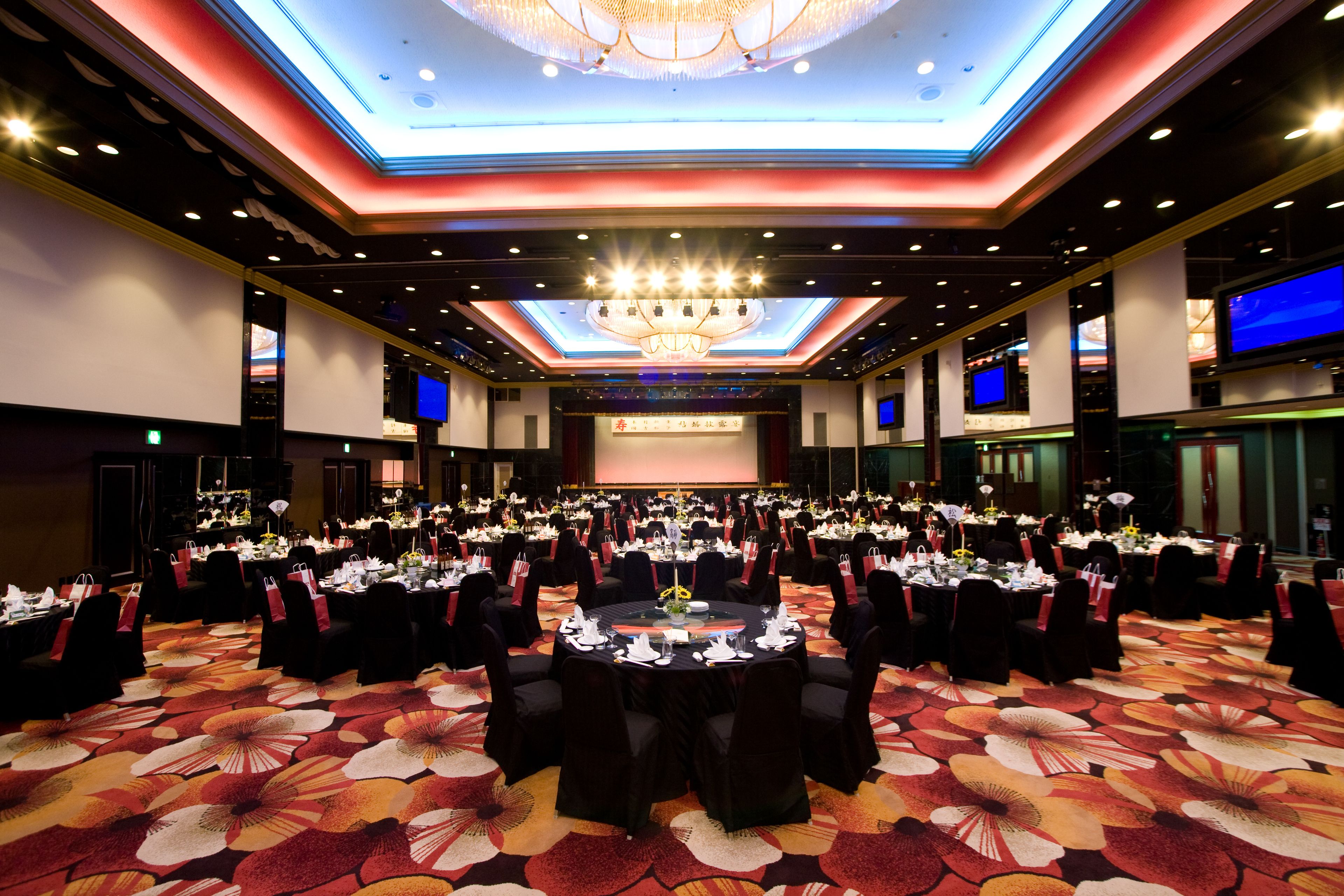 banquet hall