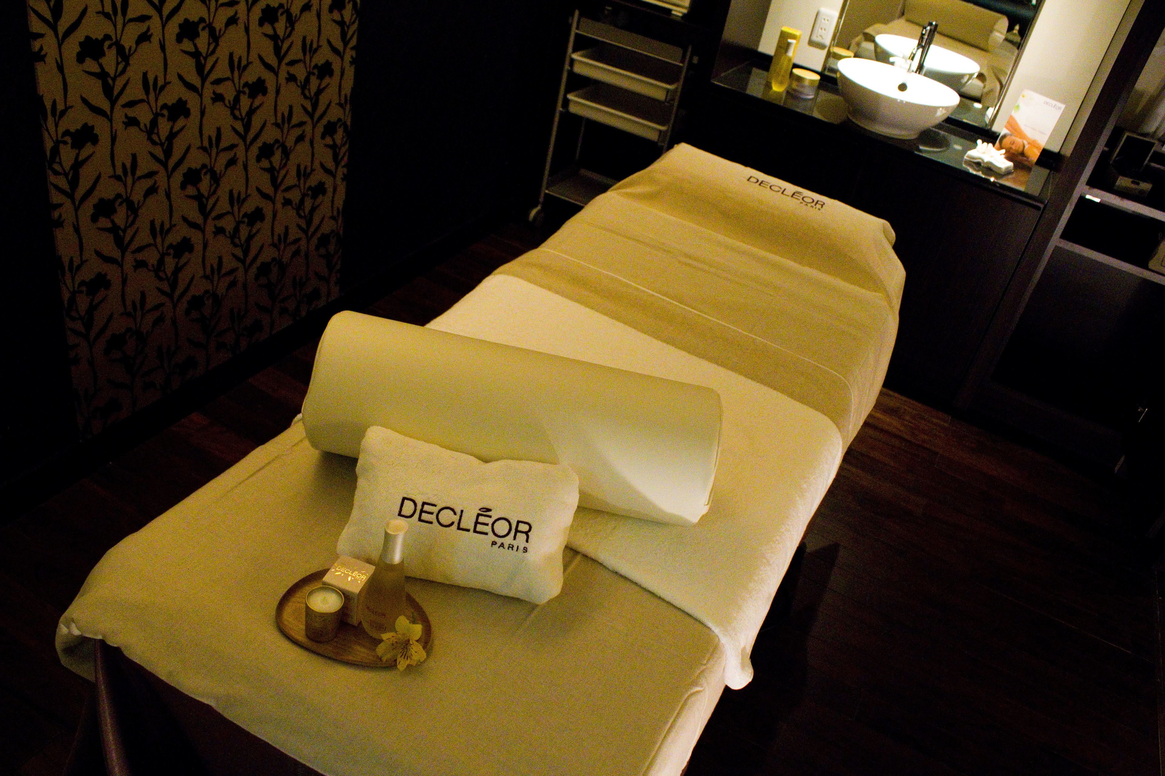 body treatments, aromatherapy, facials, massages