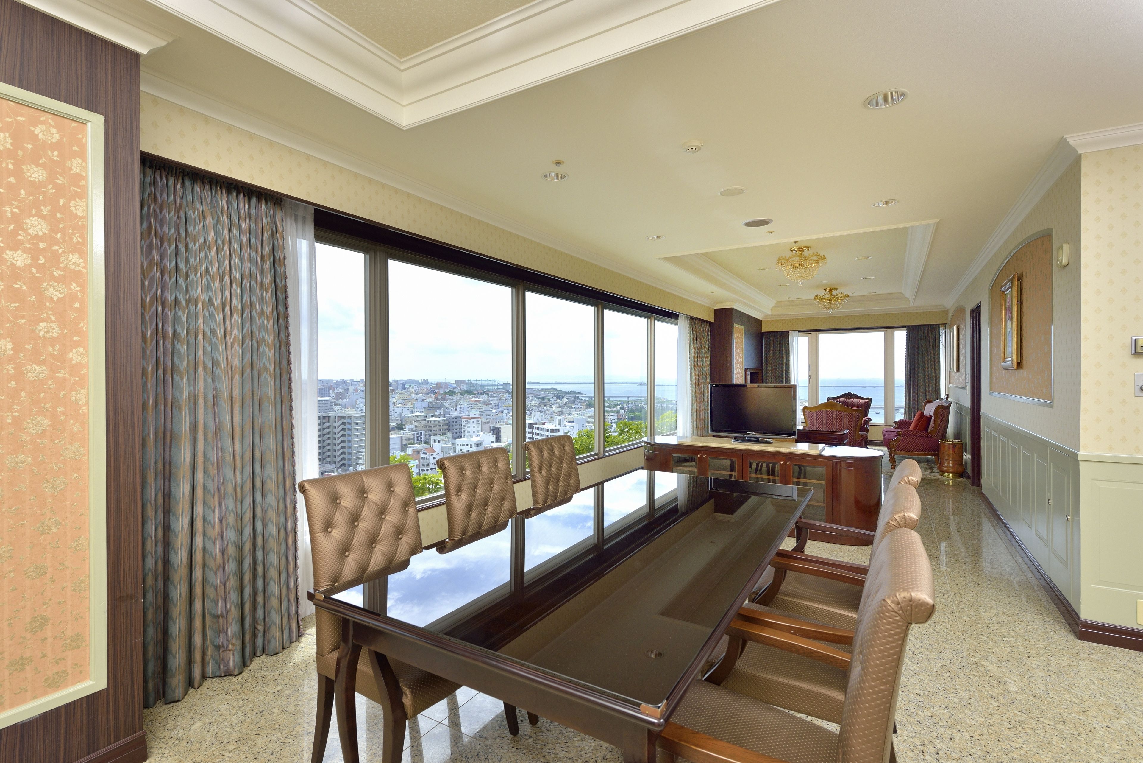 deluxe twin room | in-room safe, desk, blackout curtains, iron/ironing board