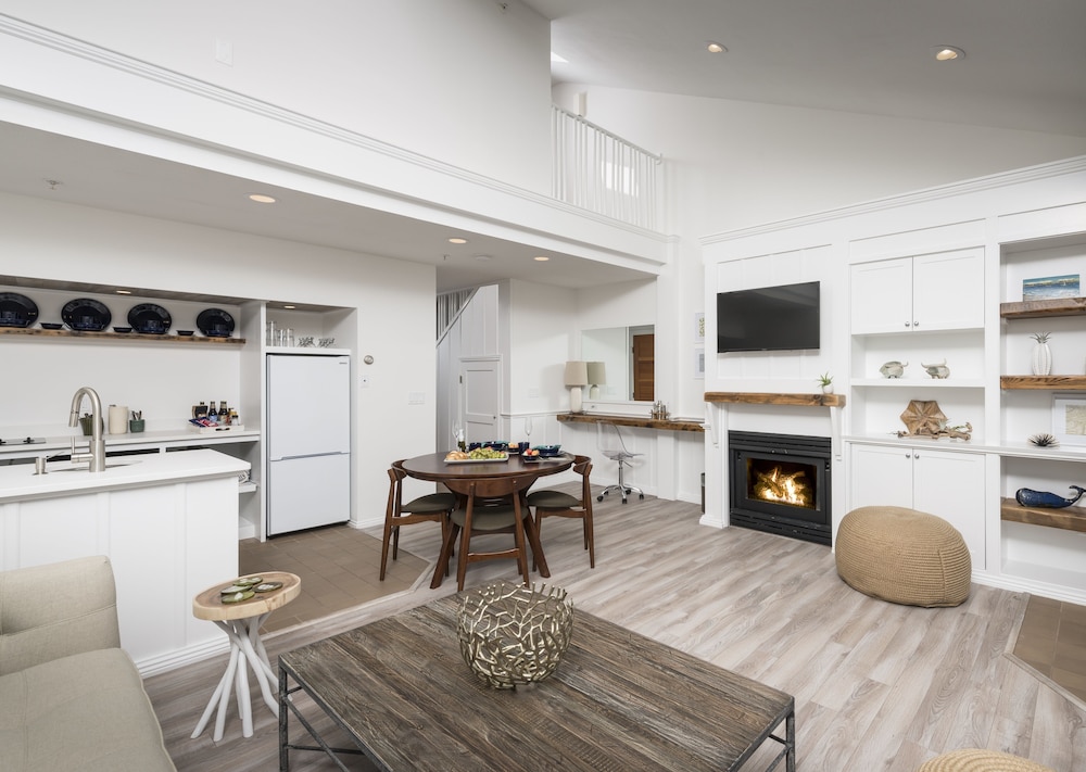 The Viewpoint Hotel by null