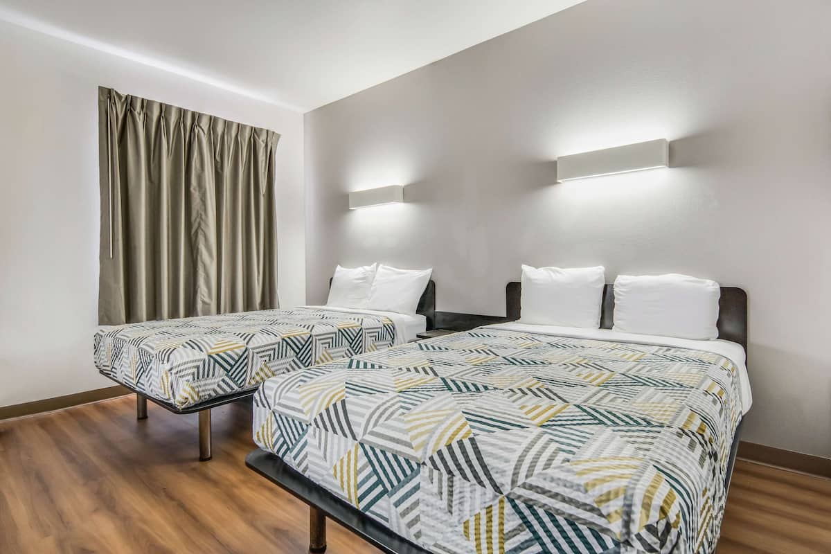 Standard Room, 2 Double Beds, Non Smoking | Free WiFi, bed sheets