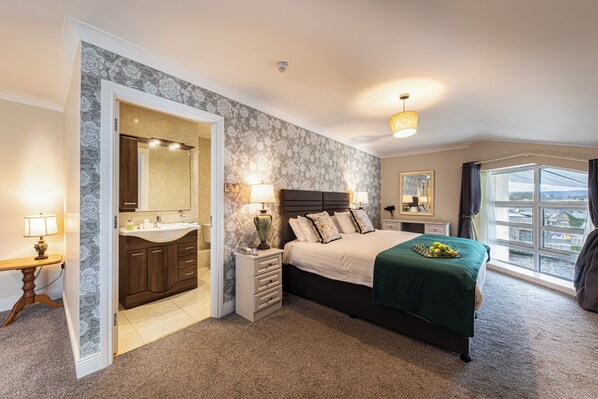 Room - Ballina Manor Hotel (Ballina)