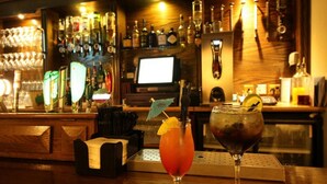Bar (on property) - Ballina Manor Hotel  (Ballina)