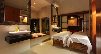 Chandra Kirana Luxury Villas & Spa