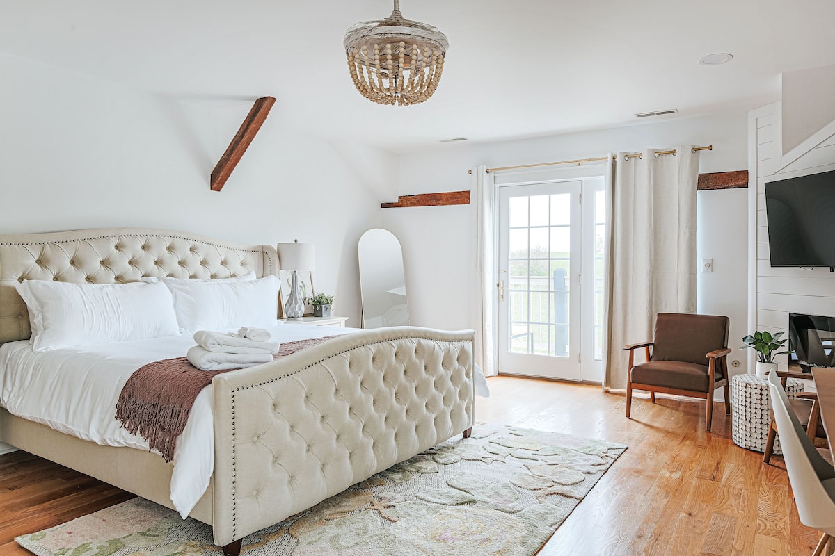 Superior suite, en-suite badkamer (2) | 1 slaapkamer, luxe beddengoed, bedden met traagschuimmatras