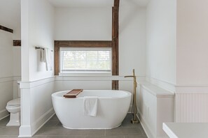 Baignoire relaxante profonde