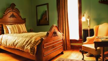 Standard Double Room, Shared Bathroom (Single Full Bed) | Bed sheets