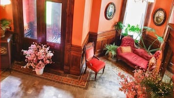 Khu sảnh