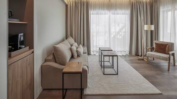 Een minibar, gratis wifi, beddengoed