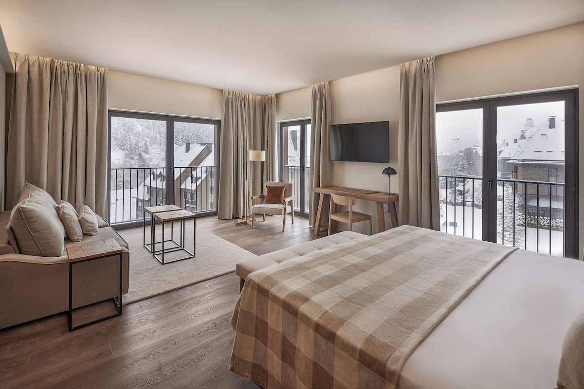 Minibar, gratis Wi-Fi, sengetøj