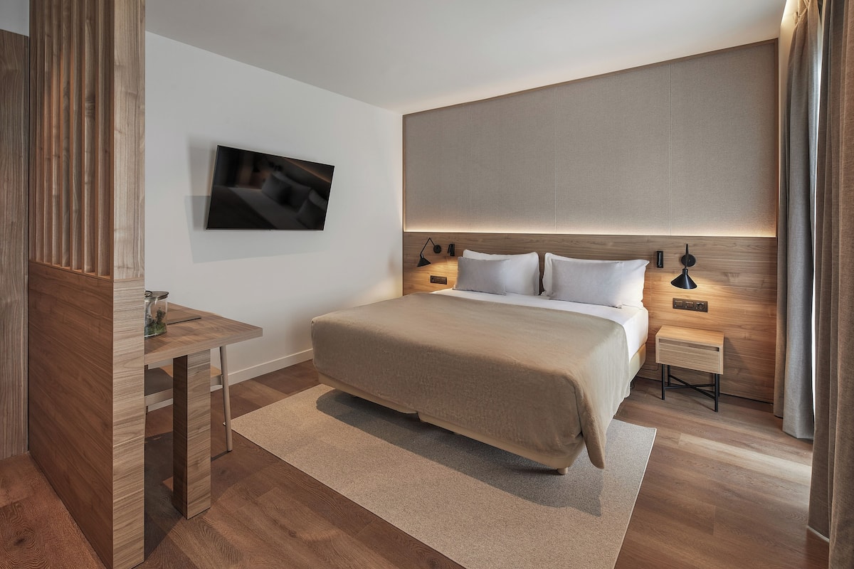 Superior-værelse | Minibar, gratis Wi-Fi, sengetøj