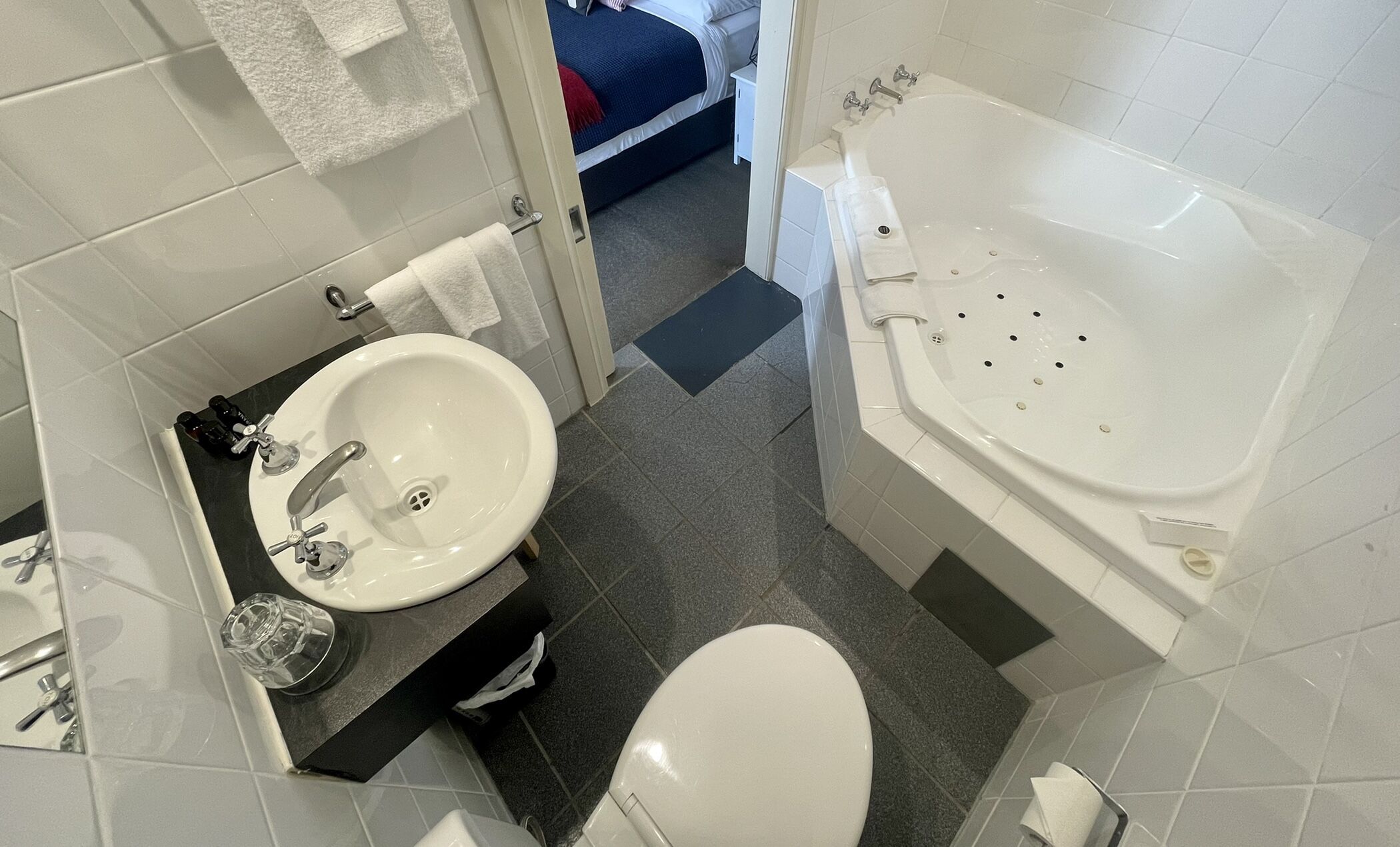 standard room, balcony | individually decorated, individually furnished, iron/ironing board