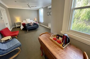 Standard Room (Large) | Living area