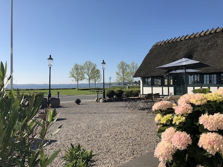 Exterior. Munkebo Kro