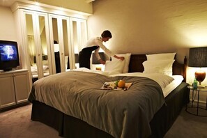 Superior Room | Meja, seterika/papan seterika, Wi-fi percuma, cadar katil