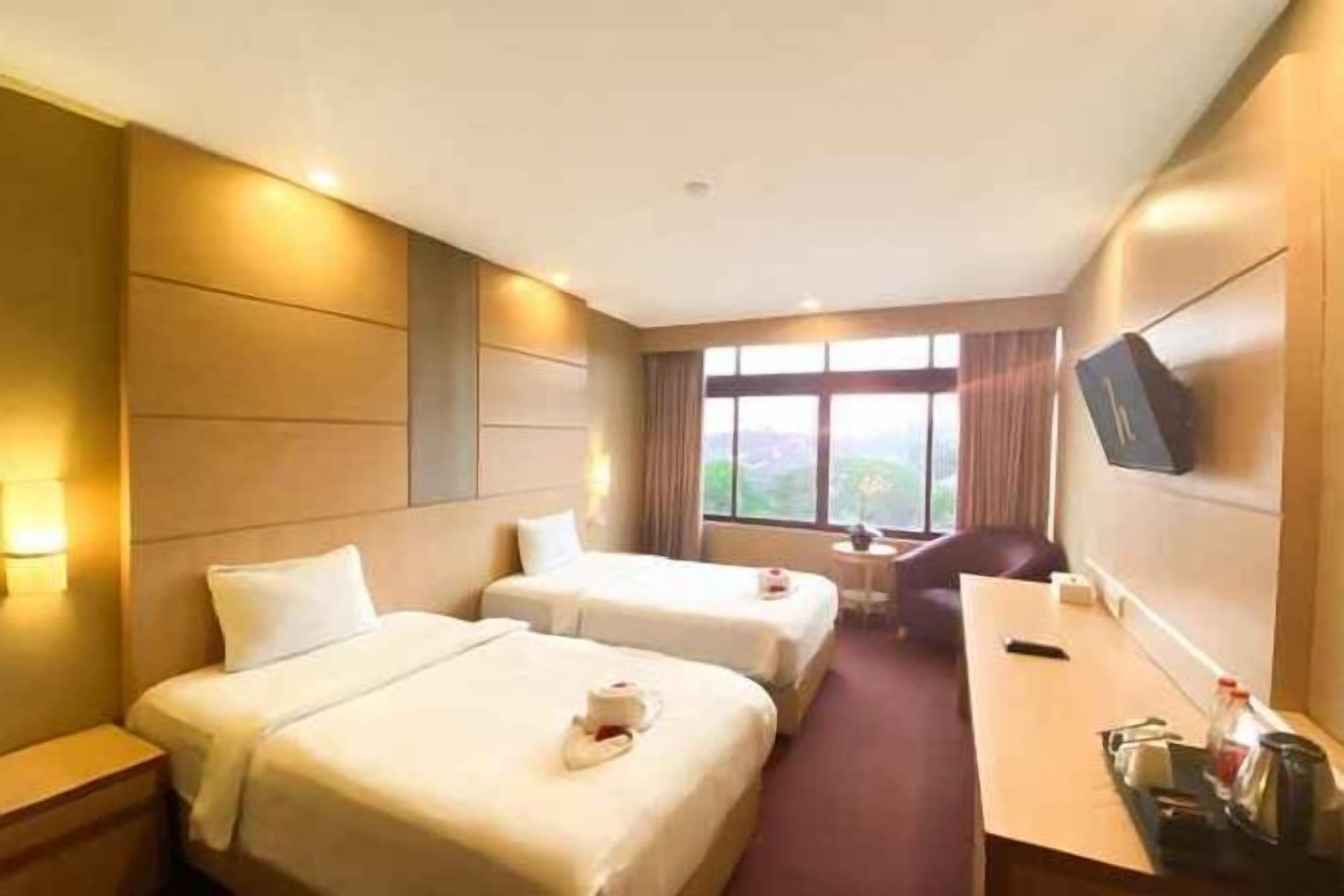 Escritorio, camas plegables/adicionales y wifi gratis 