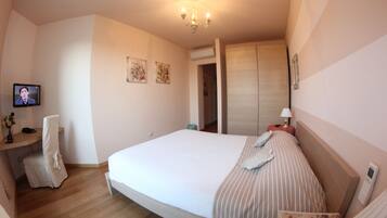 Desk, free cribs/infant beds, free WiFi, bed sheets