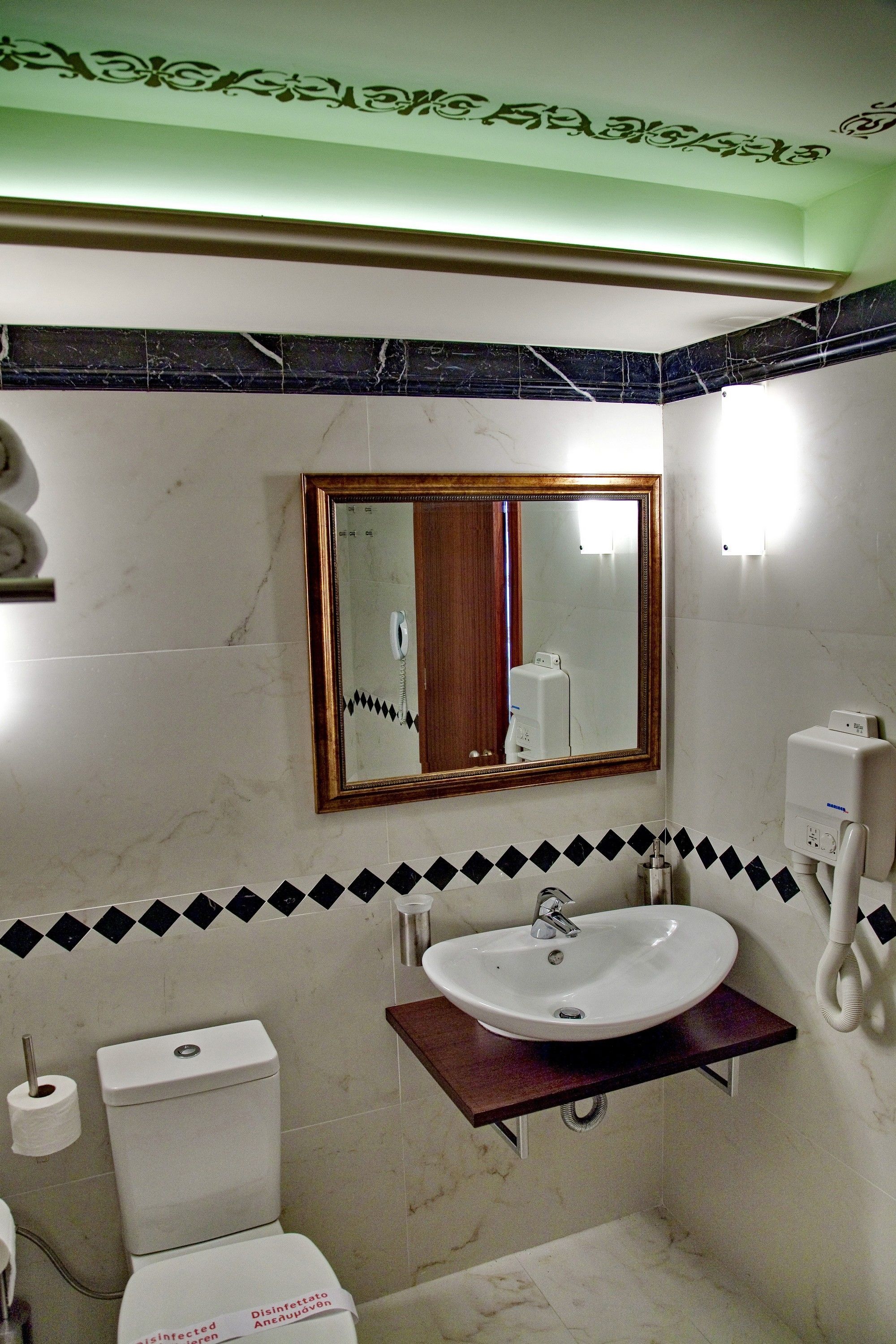 junior suite, balcony | bathroom | designer toiletries, hair dryer, bathrobes, slippers