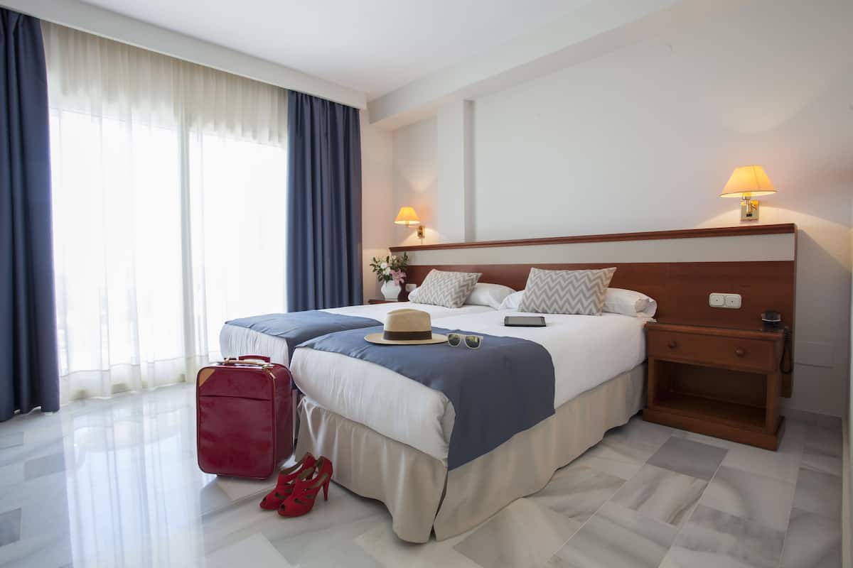 Twin Room, 2 Twin Beds | Desk, soundproofing, cribs (surcharge), WiFi (free)