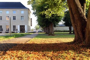 Front of property - Hotel The Lodge Vilvoorde (Vilvoorde)