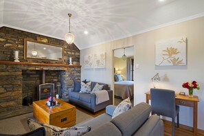 Cottage Premium, 2 chambres, vue lac | Coin séjour