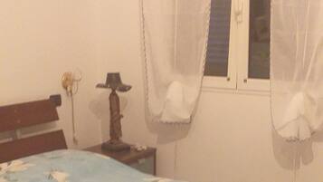 3 bedrooms, down duvets, pillow-top beds, desk