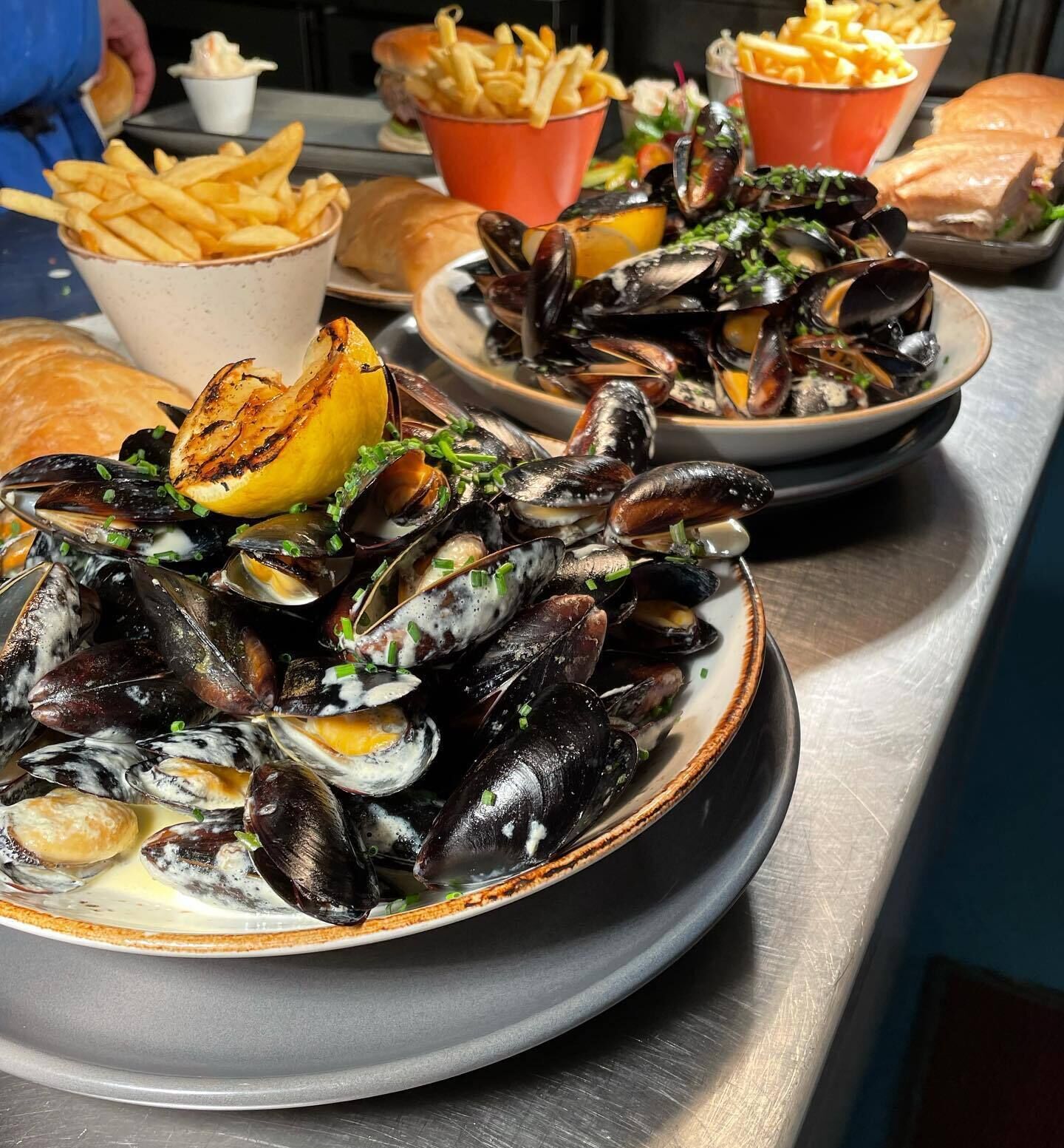 lunch and dinner served, local cuisine