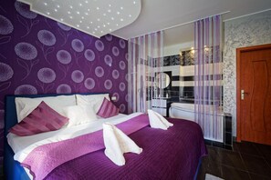 Desk, free WiFi, bed sheets - Penzion Janka (Brno)