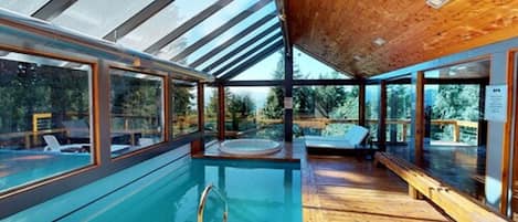 Indoor pool, outdoor pool