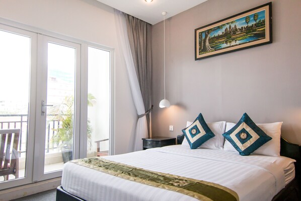 Superior Single Room, 1 King Bed