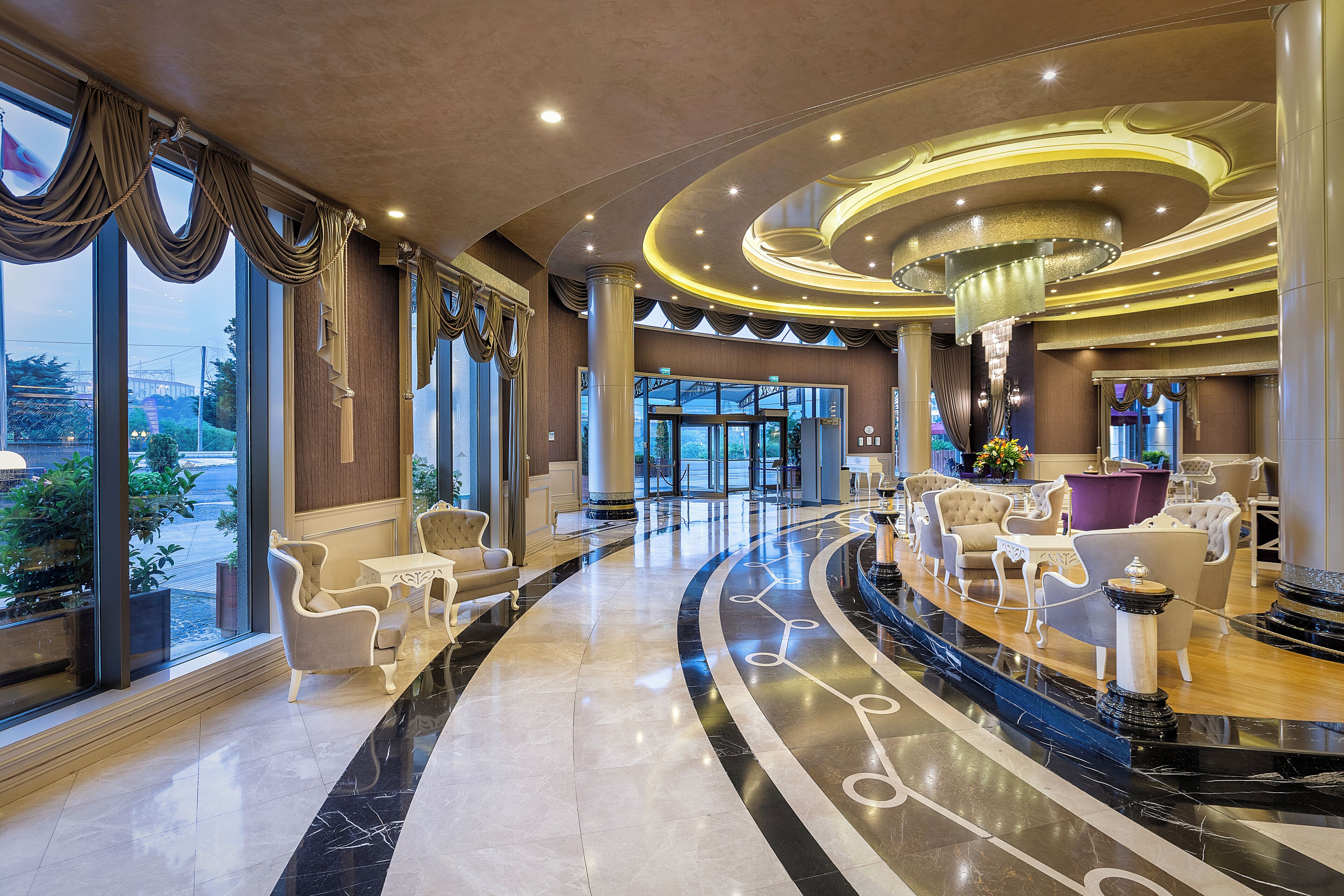 Photo - Limak Eurasia Luxury Hotel