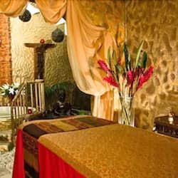 Couples treatment room(s), sauna, hot tub, steam room