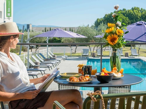 ibis Styles Pertuis Luberon