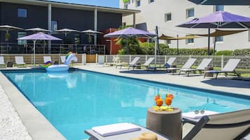 Outdoor pool, open 7:30 AM to 9:30 PM, pool loungers