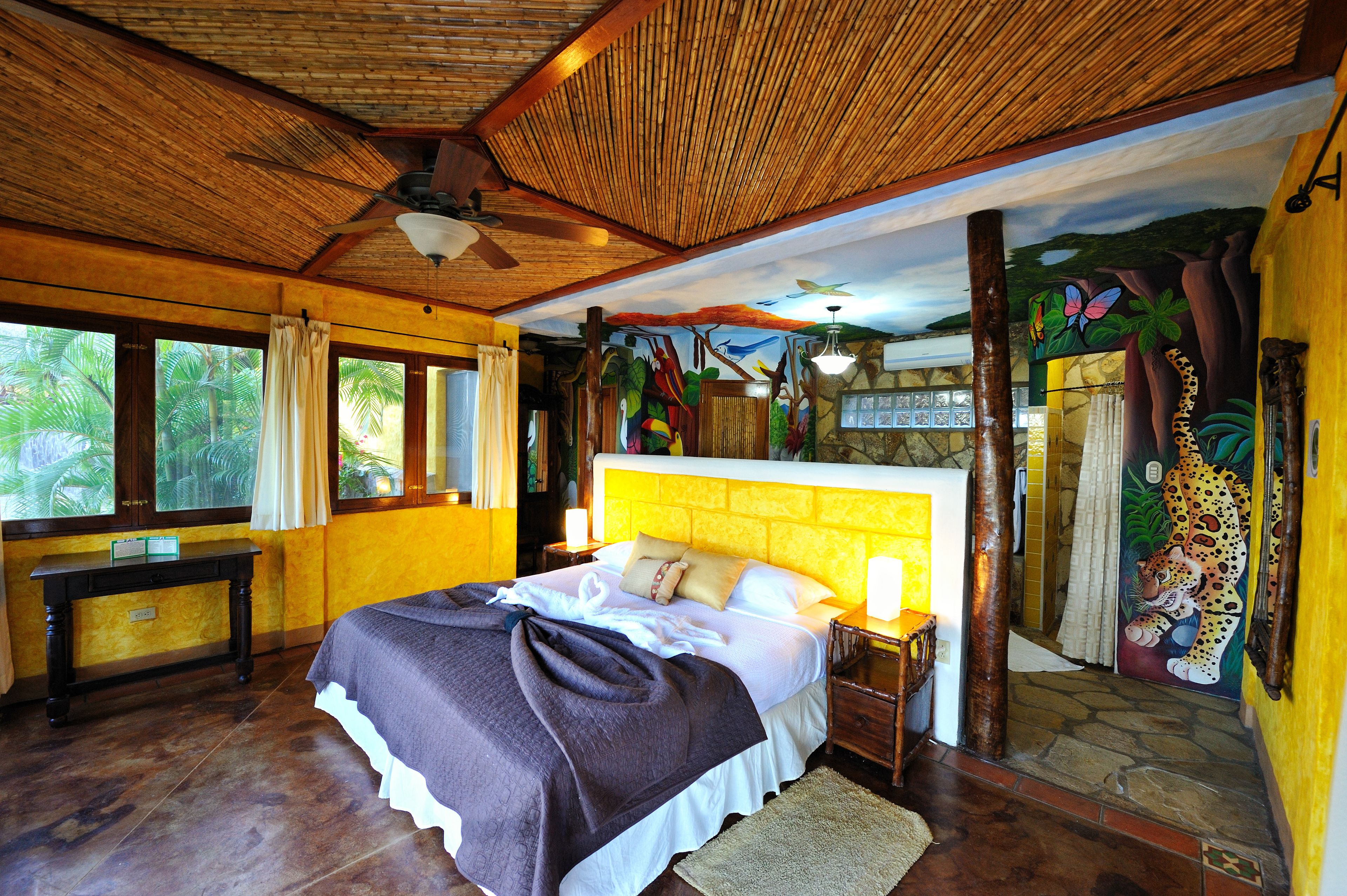 honeymoon studio, 1 king bed | 1 bedroom, egyptian cotton sheets, premium bedding, minibar