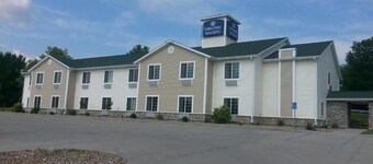 Cobblestone Inn & Suites - Bloomfield