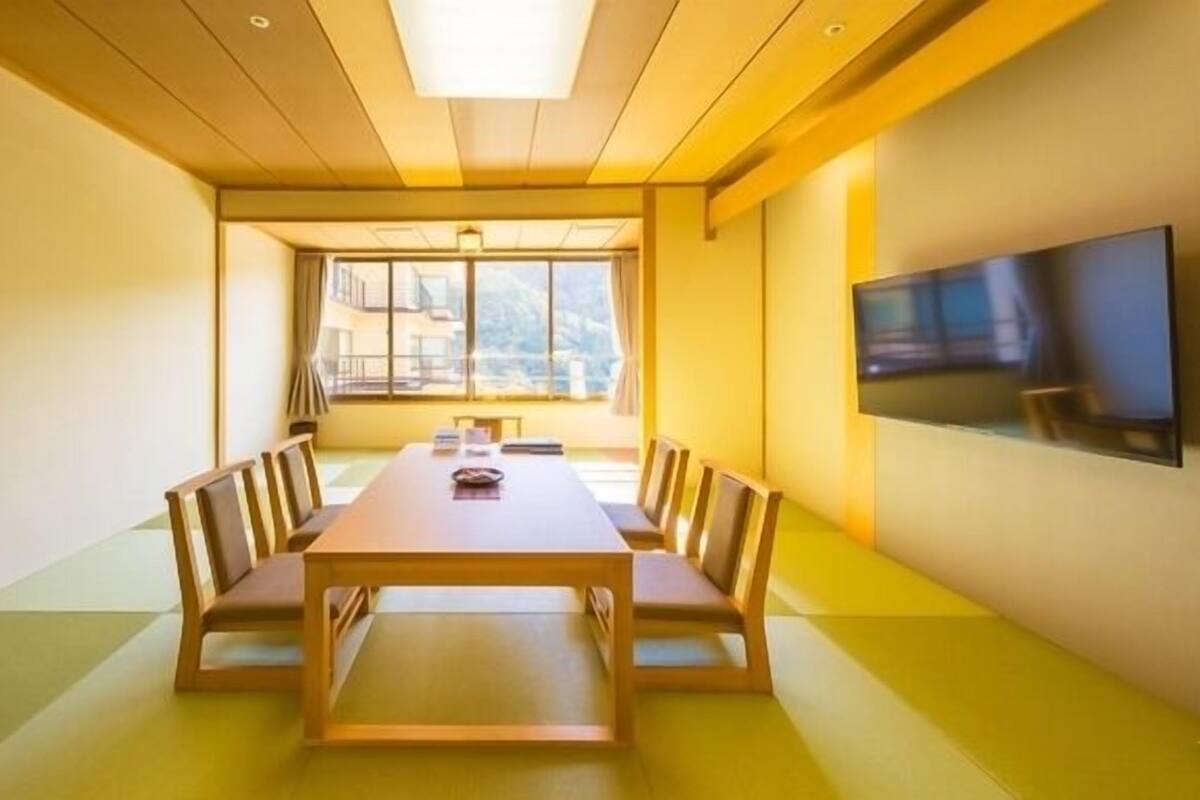 Rom (Main building Japanese-style Room) | Safe på rommet, wi-fi (inkludert) og sengetøy