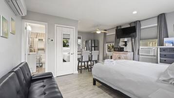 Kamar Double Keluarga, ensuite, pemandangan kebun (Cottage A) | Wi-Fi gratis