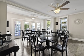 Dining - The Inn at Ocean Grove (Ocean Grove)