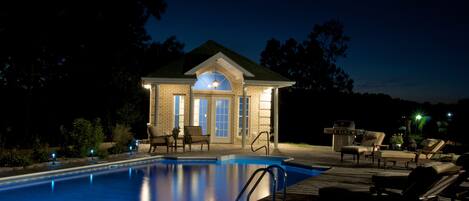 Seasonal outdoor pool, pool loungers