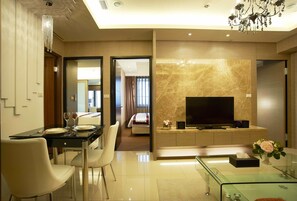 Blackout curtains, free WiFi, bed sheets - Master Hotel (Taipei)