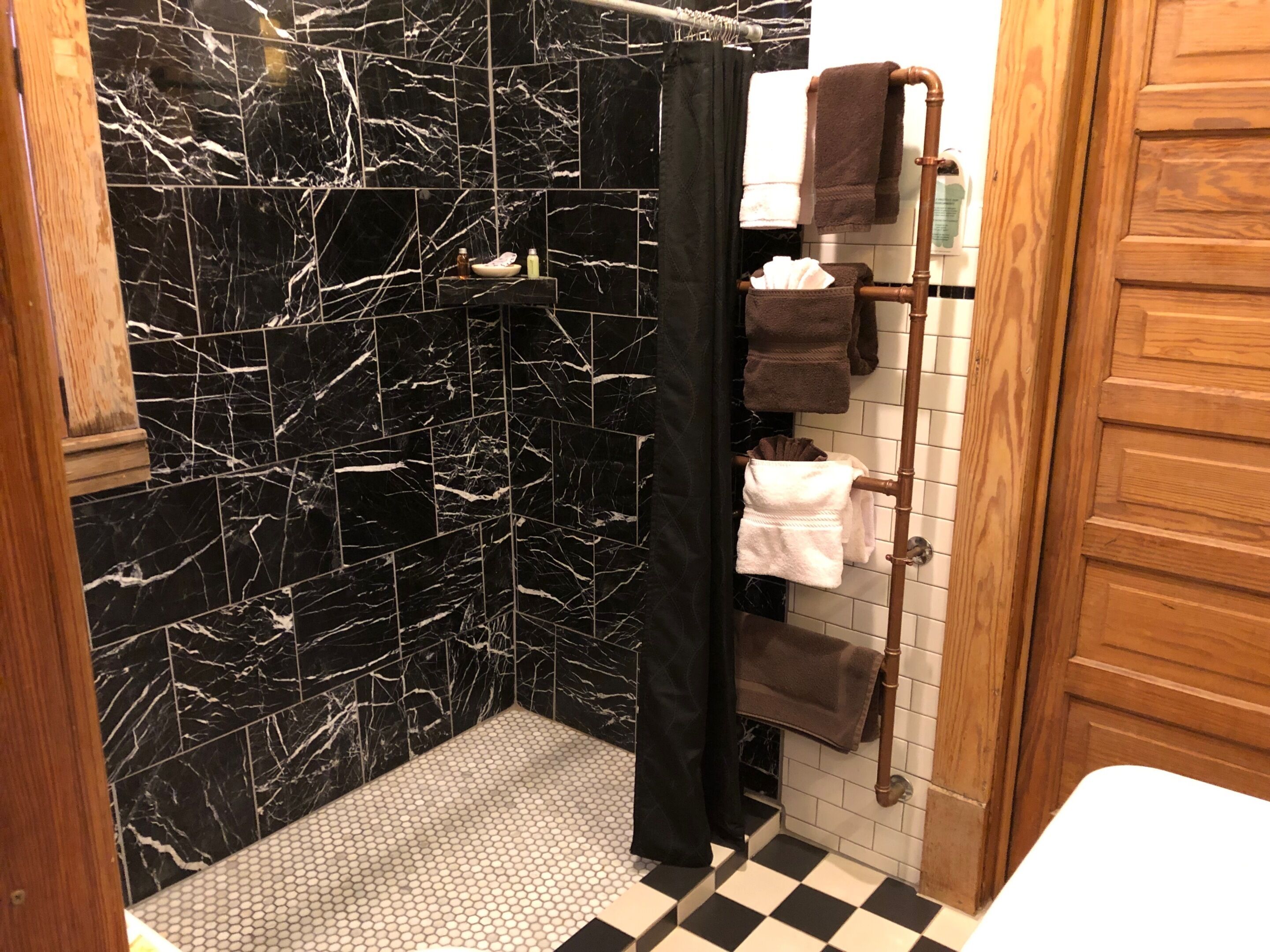 double room, ensuite, city view (room 21) | 1 bedroom