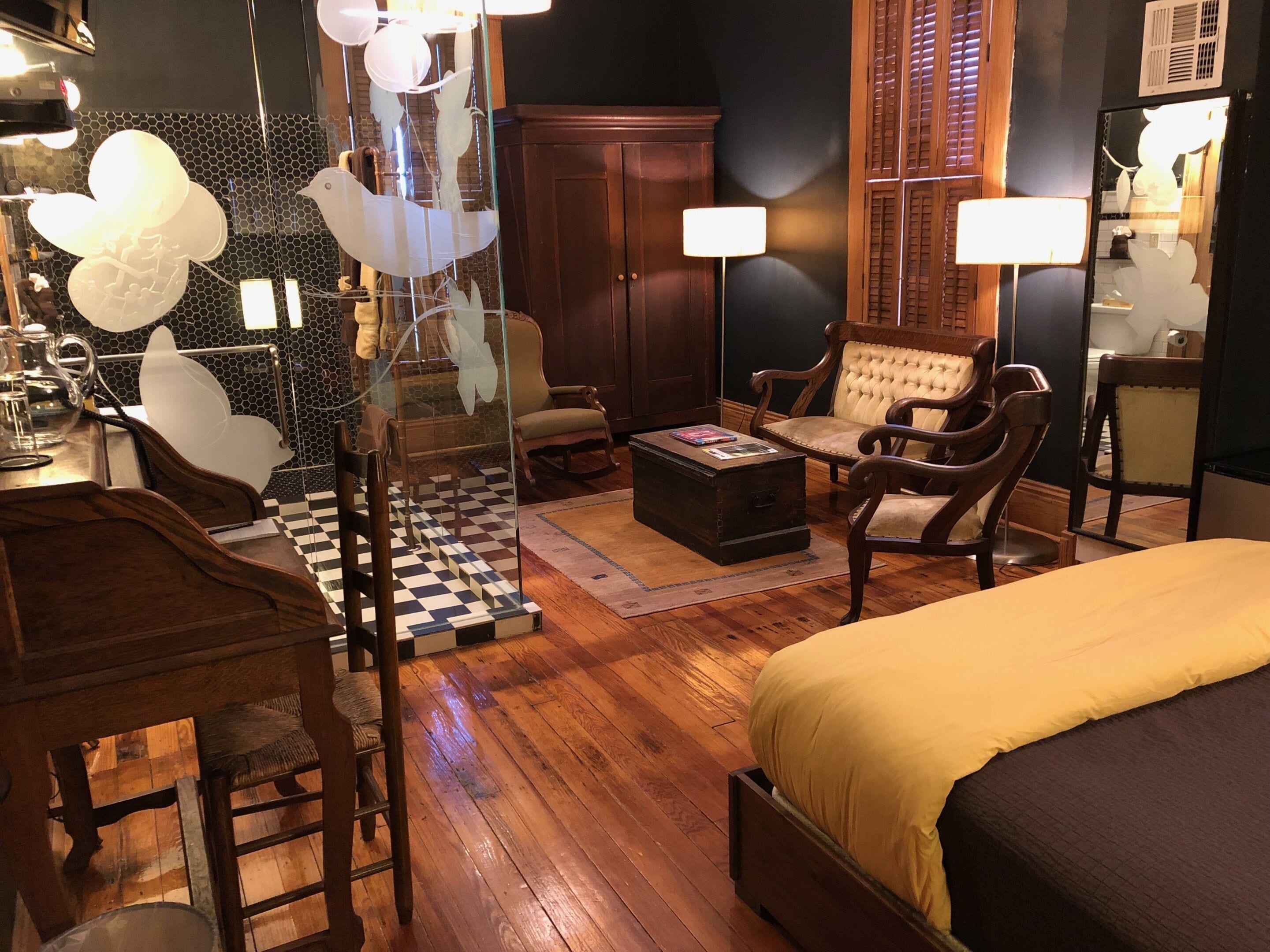 Double Room, Ensuite, River View (Room 14)