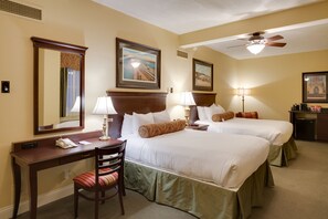 Deluxe Room, 2 Queen Beds, Non Smoking | Living area | TV - Missouri Athletic Club (St. Louis)