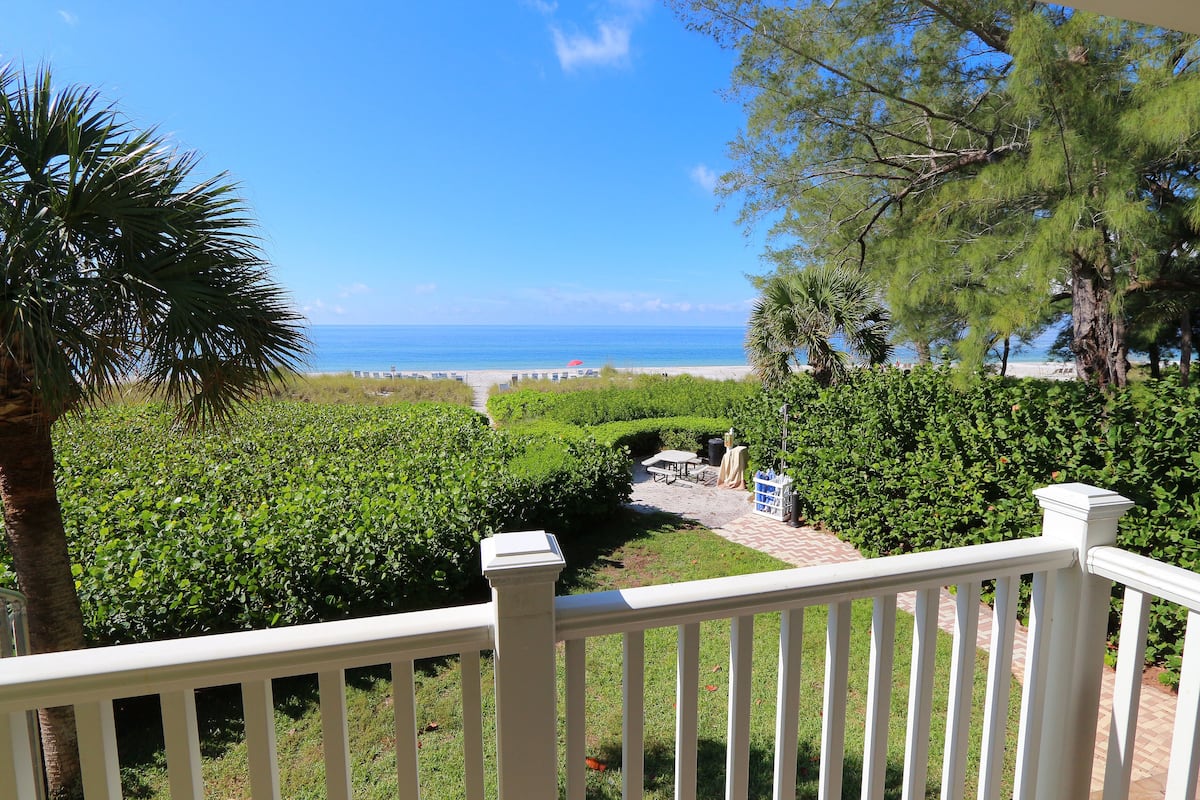 Condo, 2 Bedrooms, Beachfront | Balcony view