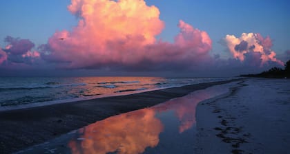 Beach Castle Resort by RVA